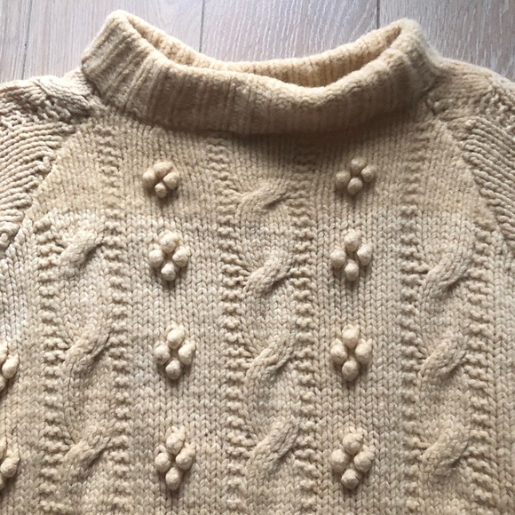Handknit Cable Knit Bubble Stitch Wool Sweater in Cream - Picture 4 of 13